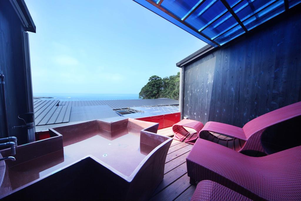 Xyz Private Spa And Seaside Resort Shirahama Exterior photo